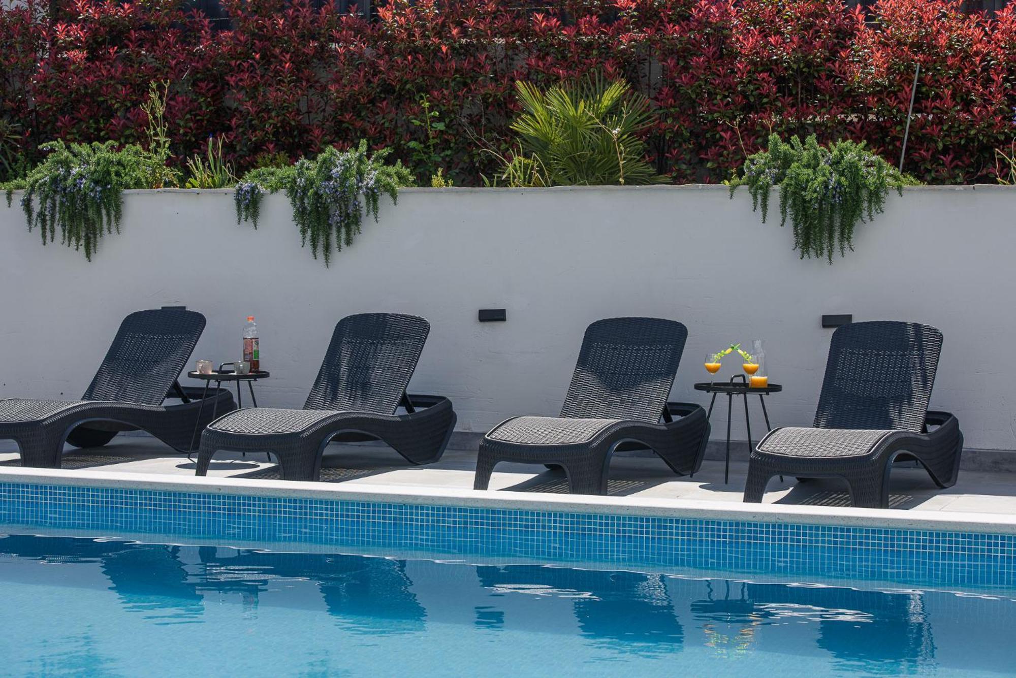 Villa Barbara & Zoran With Free Parking And Heated Swimming Pool Seget Vranjica Kültér fotó