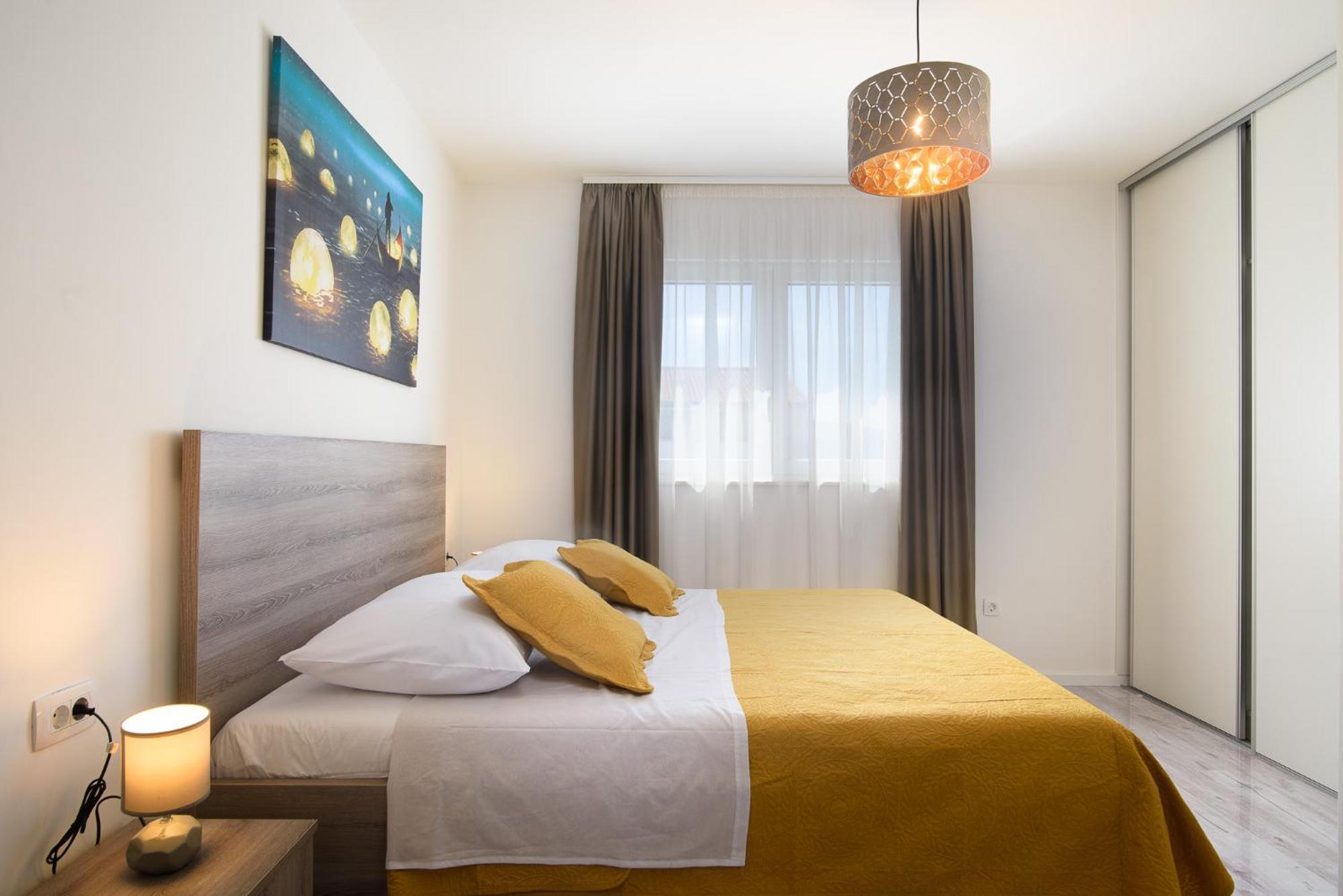 Villa Barbara & Zoran With Free Parking And Heated Swimming Pool Seget Vranjica Kültér fotó