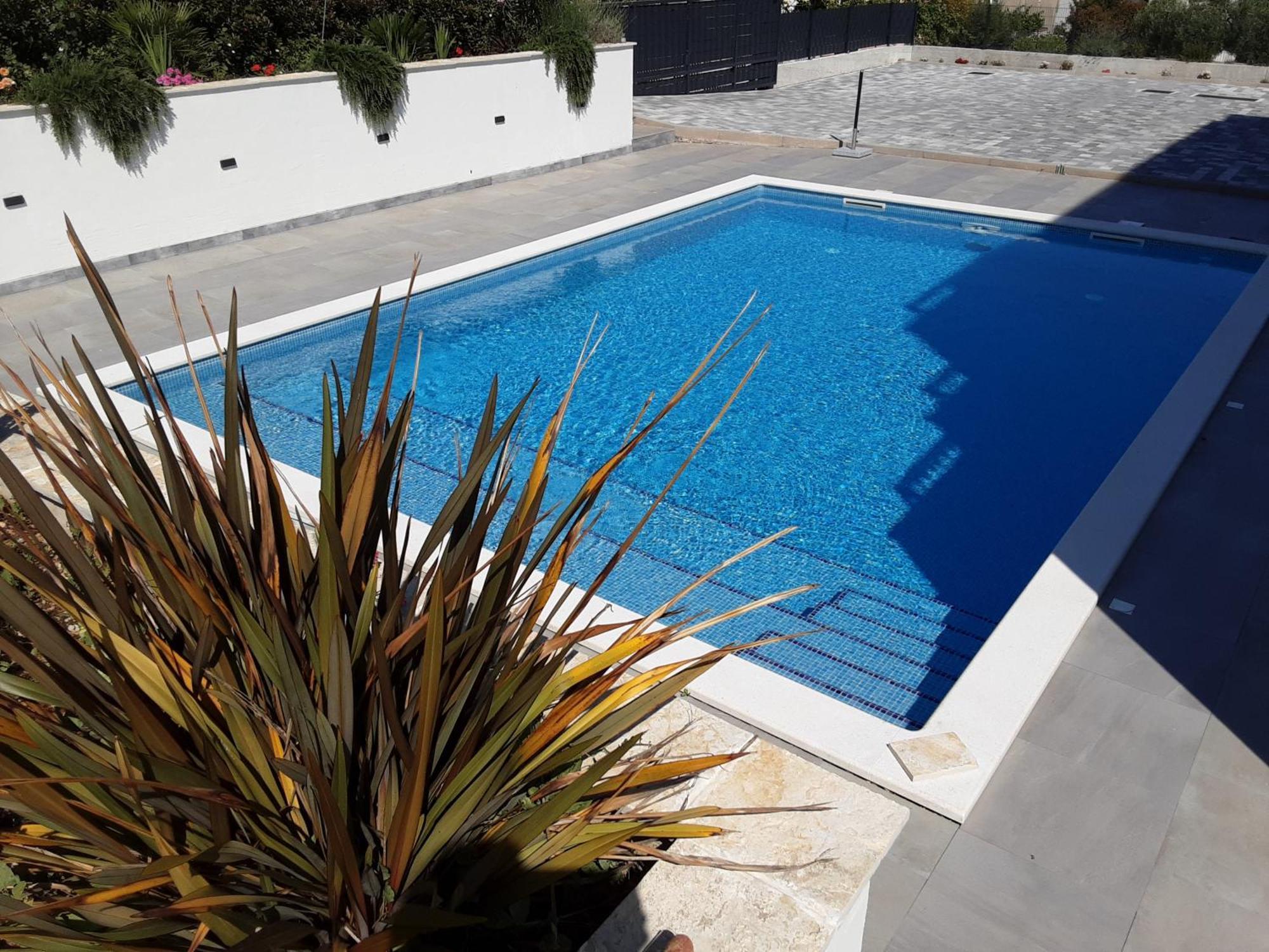 Villa Barbara & Zoran With Free Parking And Heated Swimming Pool Seget Vranjica Kültér fotó